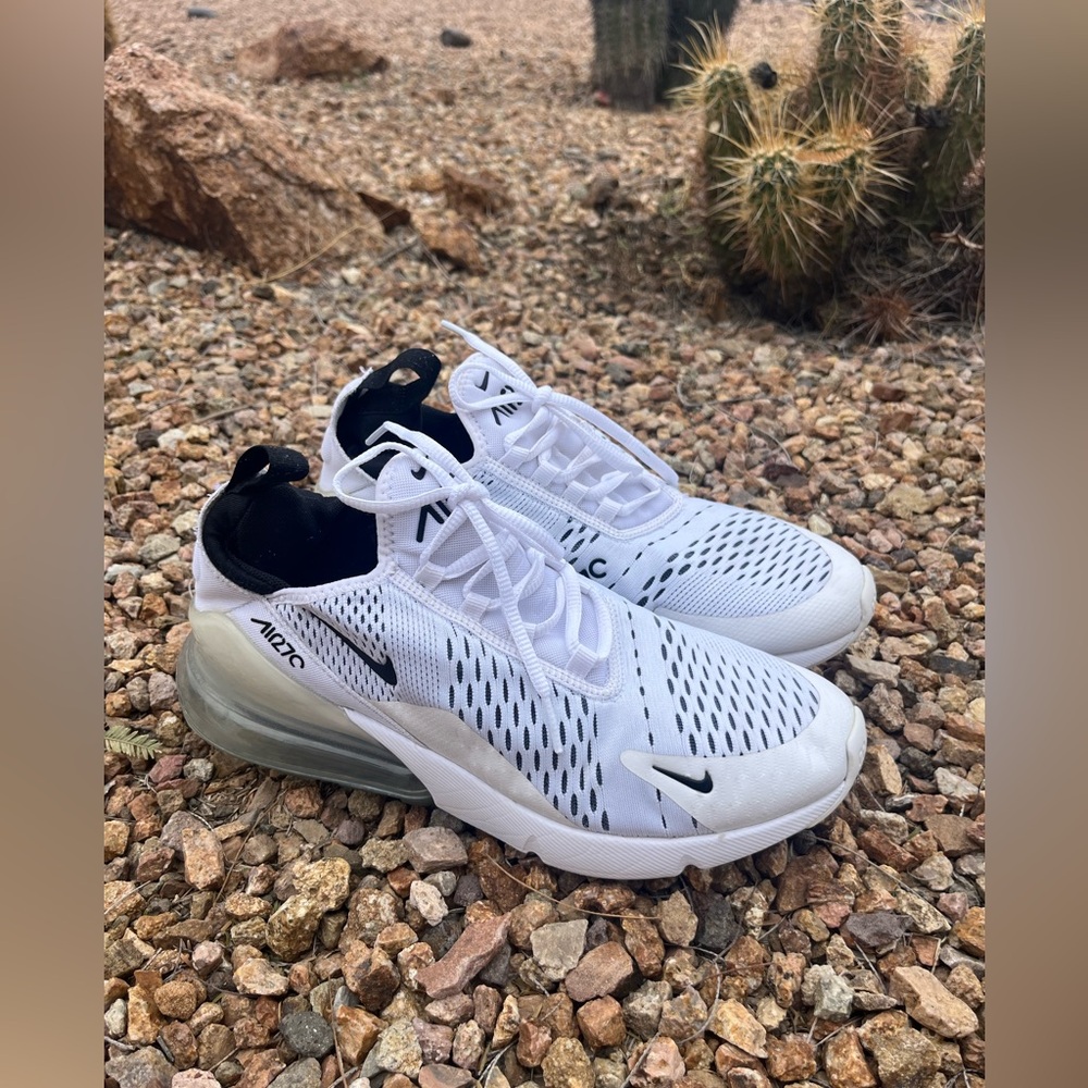 Nike Air Max 270 Womens Shoes, 9.5